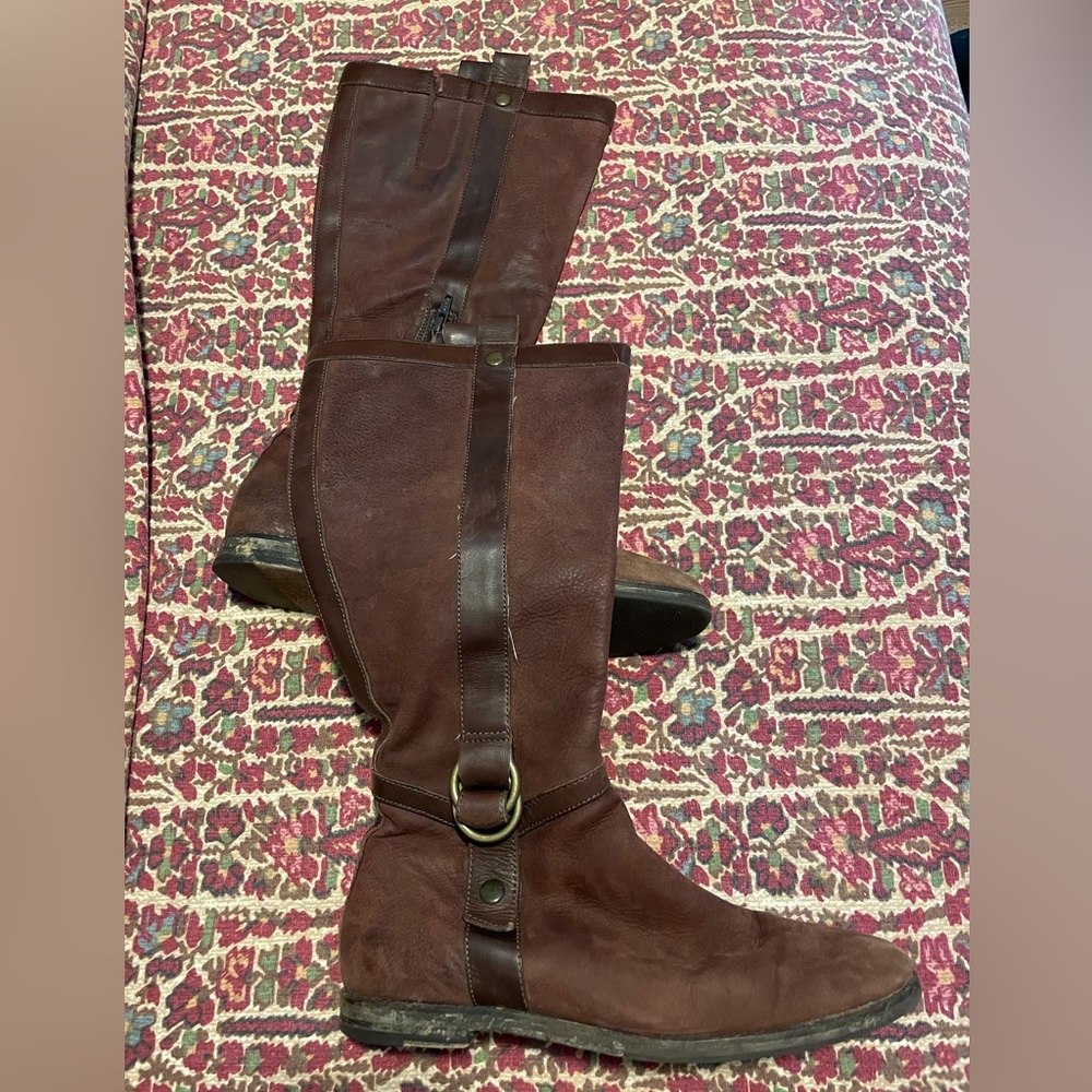 Cole Haan 8.5 Women’s Tall Riding Boots